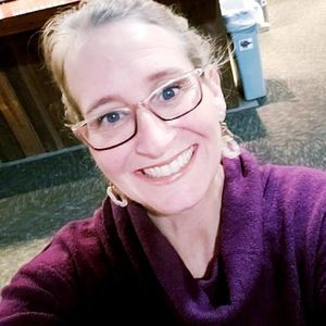 Meet your Posher, Angela
